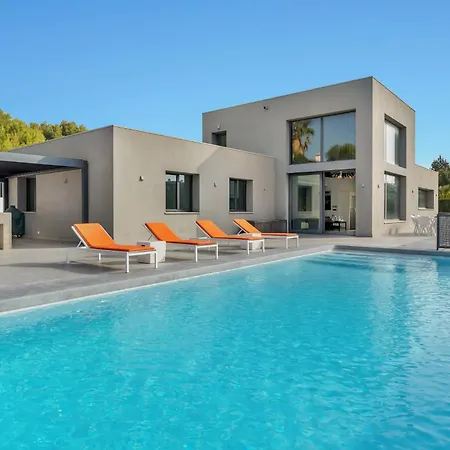 Villa Casa Mieke Modern View Of The Montgo Mountain